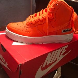 (High Top) Nike Shoes